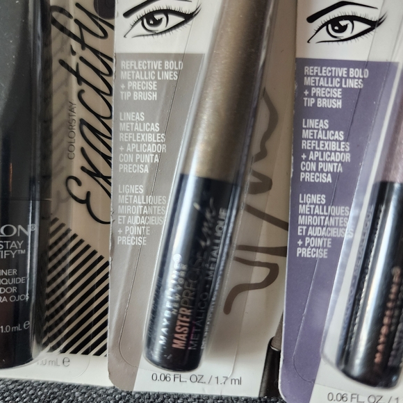 Liquid Liners - Picture 5 of 12